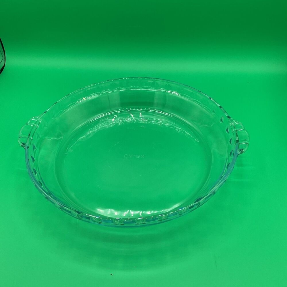 Pyrex Clear Glass #229 Pie Plate Dish Pan 9 1/2” Fluted Edge Ruffles.EUC